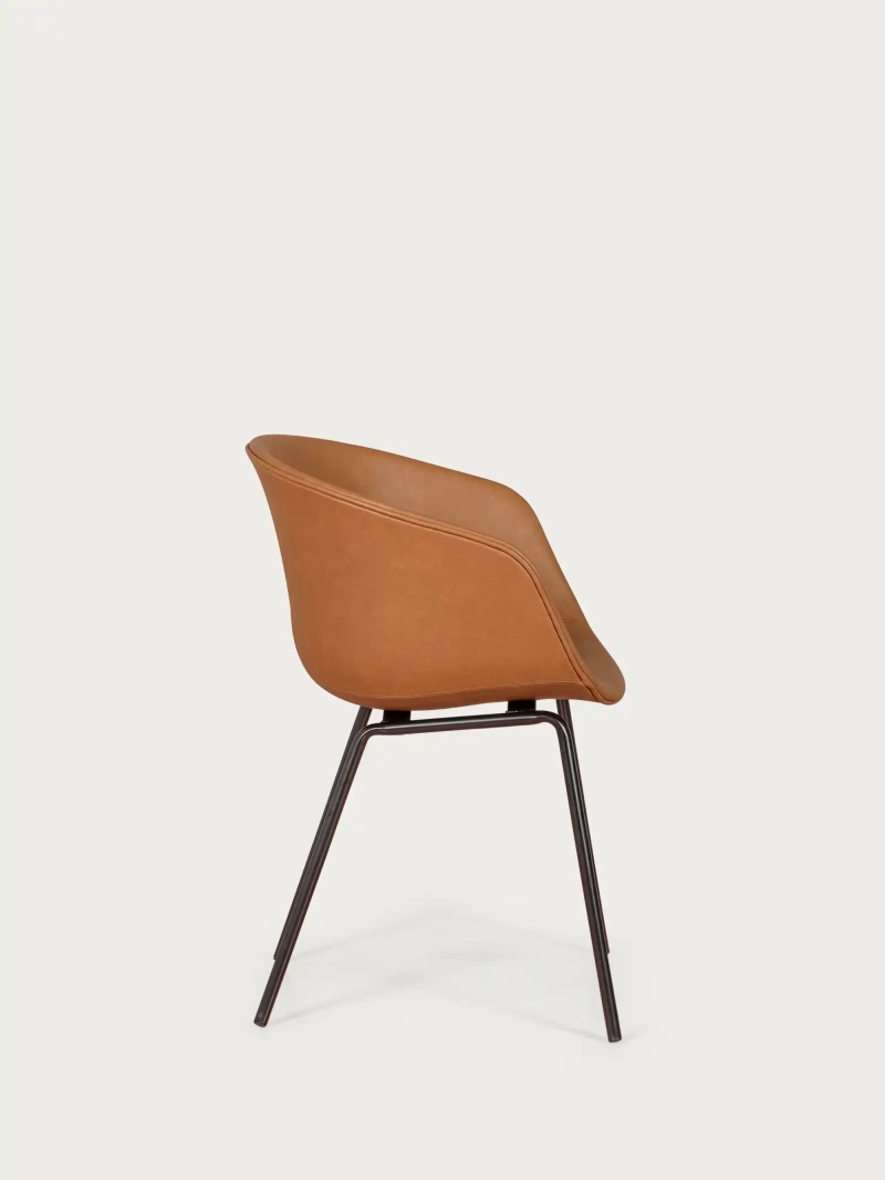 Vintage stol med armstöd klädd i vaxat konstläder - Denver FurnMod - 22