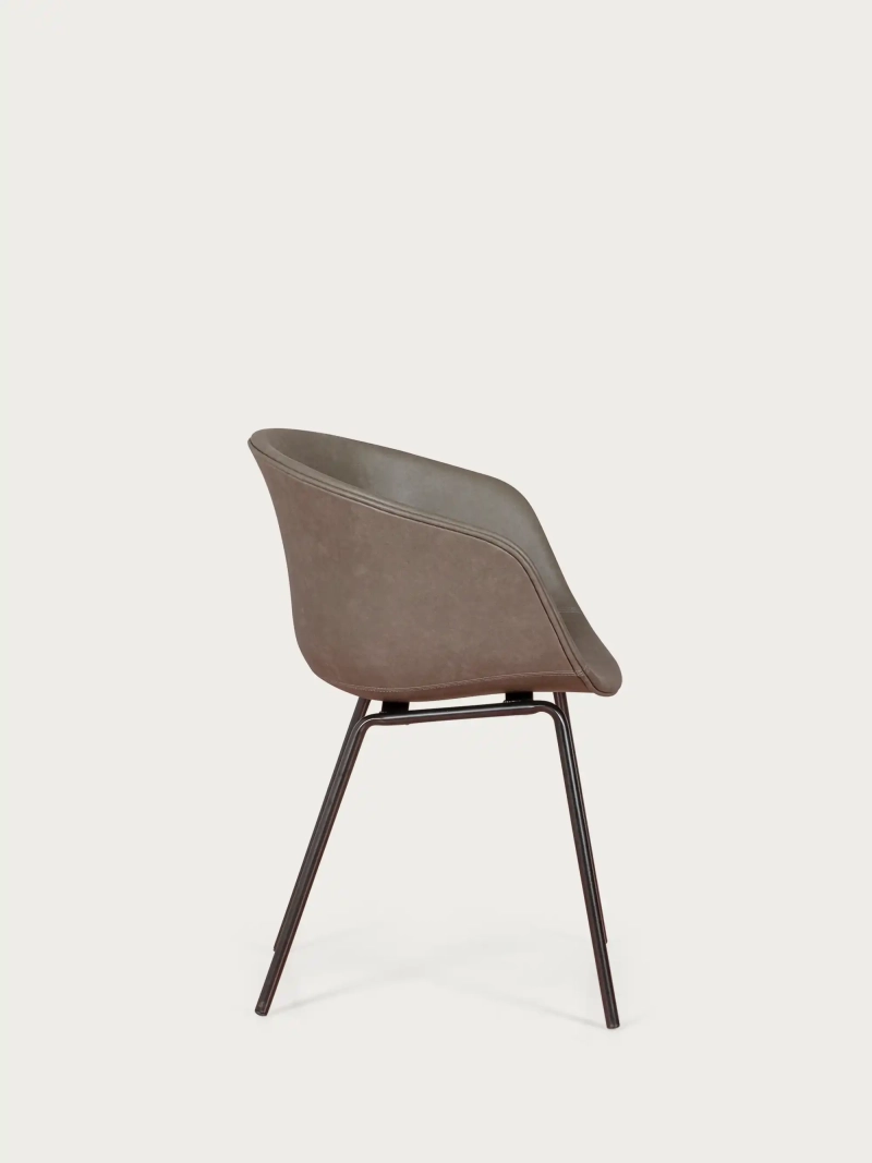 Silla vintage con reposabrzos tapizada en polipiel encerado - Denver FurnMod - 30