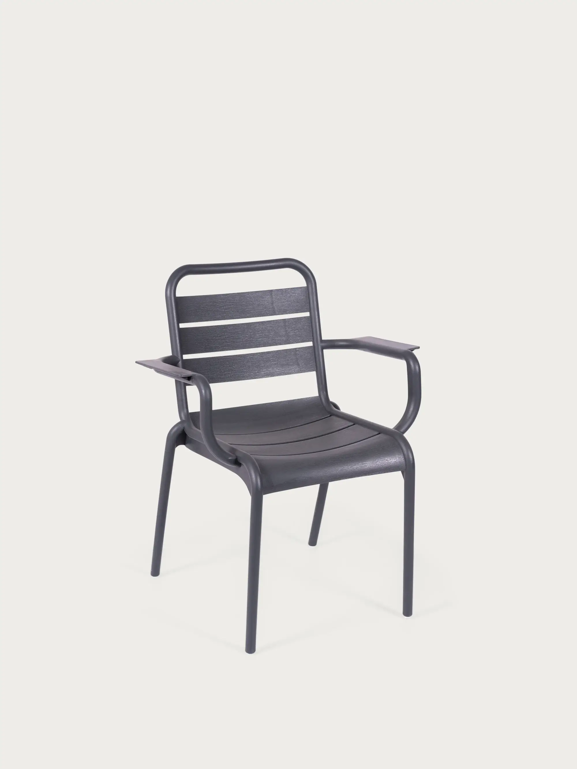 Plaststol för utomhusbruk - Karen FurnMod - 1