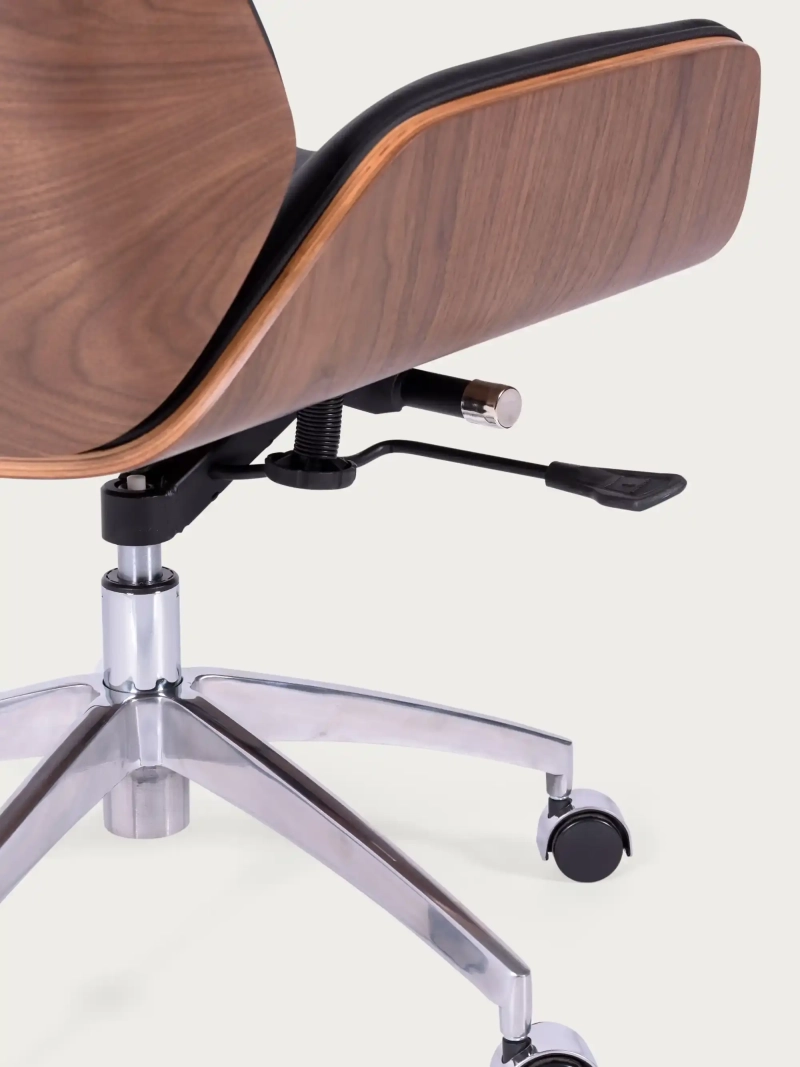 Silla de oficina con madera de nogal y tapizada en piel italiana - Nordic FurnMod - 1