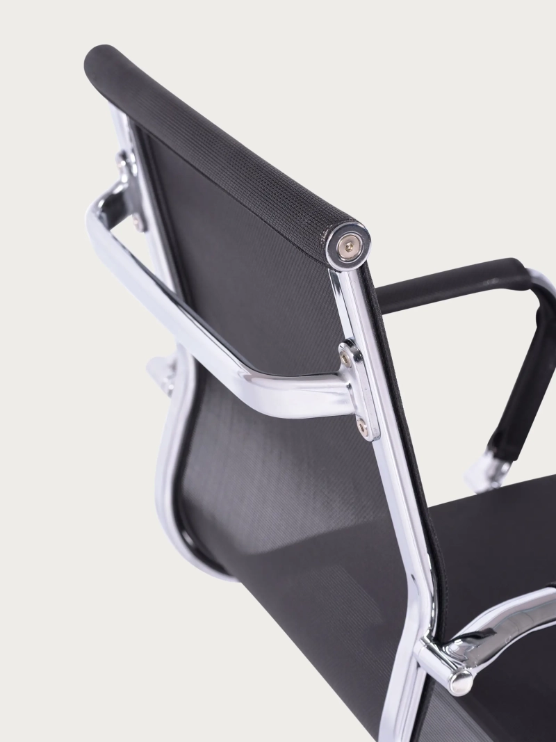 Kokoushuoneen tuoli matalalla selkänojalla, hengittävä kuituverkko - Alu FurnMod - 1