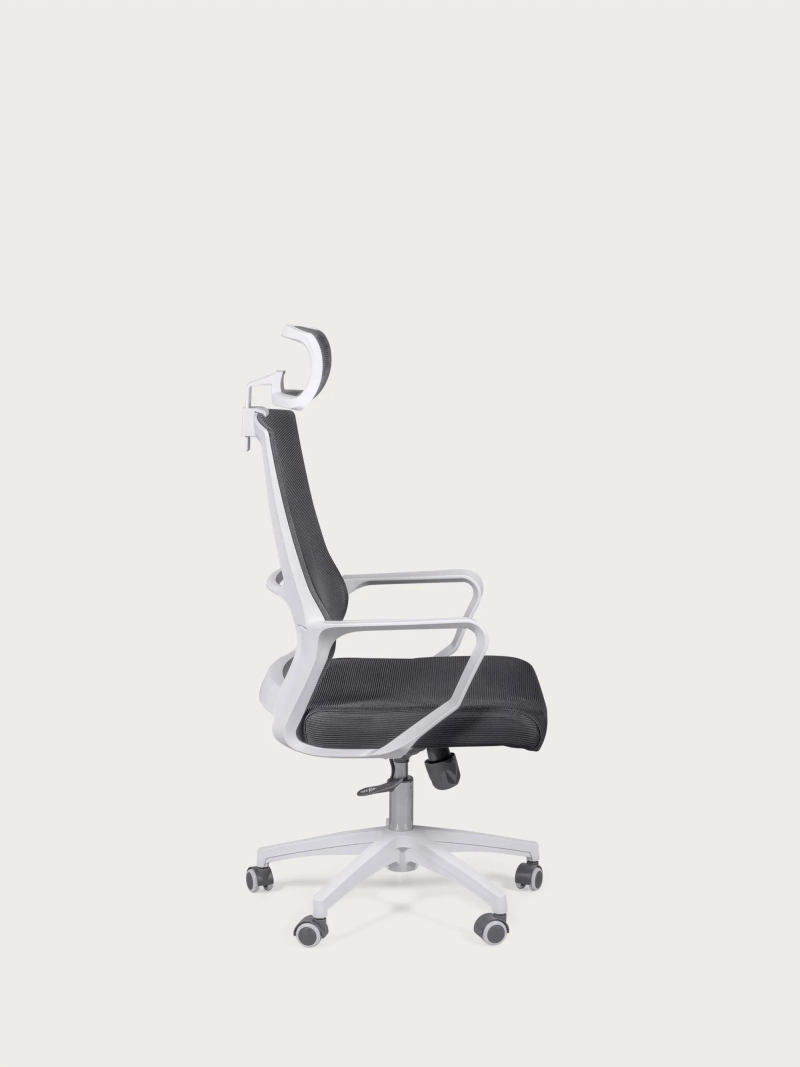 Ergonomic desk chair with breathable mesh and adjustable headrest - Mesh FurnMod - 20