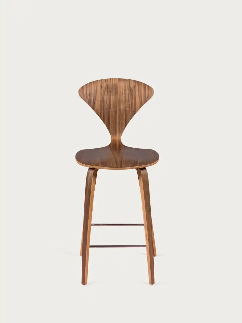 Skandinavisk køkkenskammel i buet træ (65 cm) - Cherner FurnMod - 2