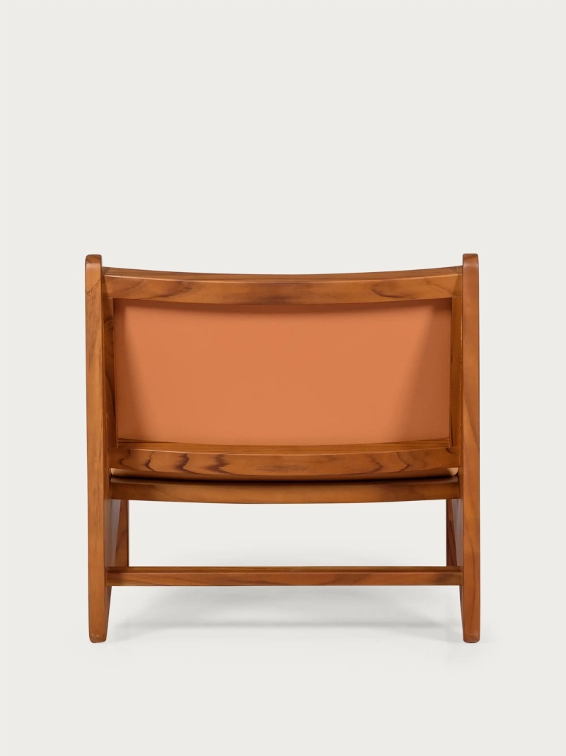Sillón bajo en madera de teca maciza y tapizado en piel italiana - Compass FurnMod - 1