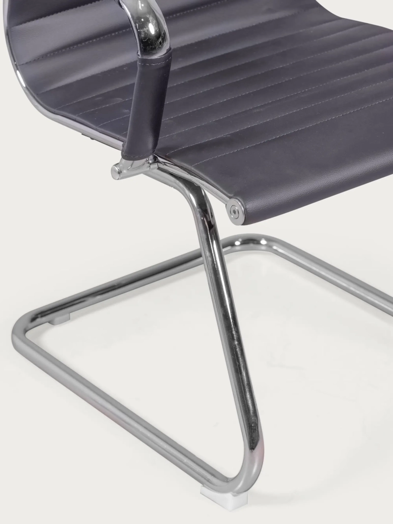 Krzesło biurowe bez kółek z niskim oparciem i skórzaną tapicerką - Alu FurnMod - 1