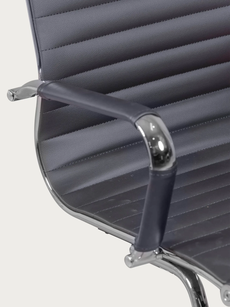 Scaun de birou fără rotile cu spătar coborât și tapițerie din piele naturală - Alu FurnMod - 1