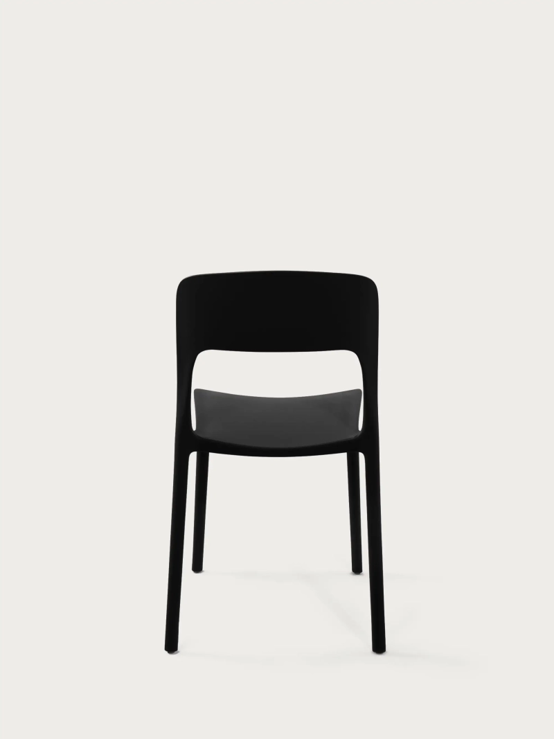 Plastic chair suitable for outdoor use - Pavilon FurnMod - 24