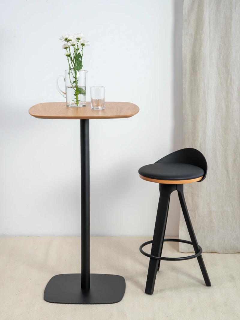 sgabello design con cuscino in similpelle e seduta in faggio - Deco FurnMod - 1