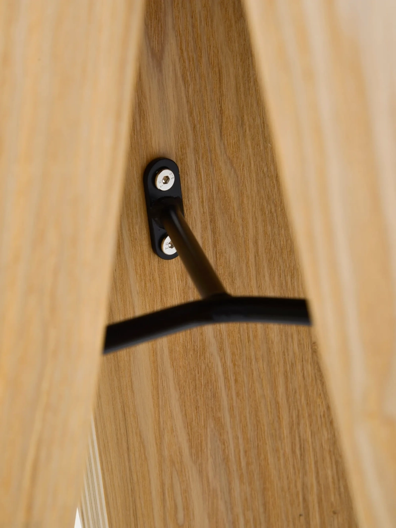 Mesa alta redonda en madera de fresno (70cm) - Pluto FurnMod - 1