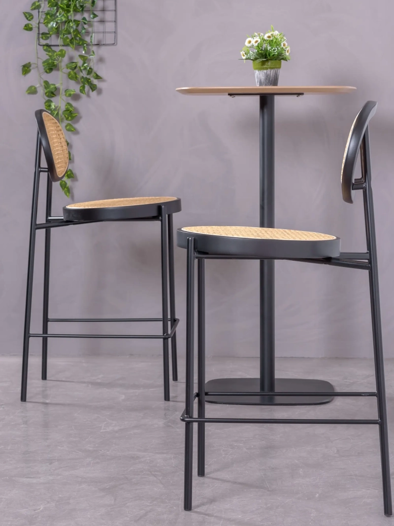 tabouret vintage au design classique en rotin naturel (65cm) - North FurnMod - 1
