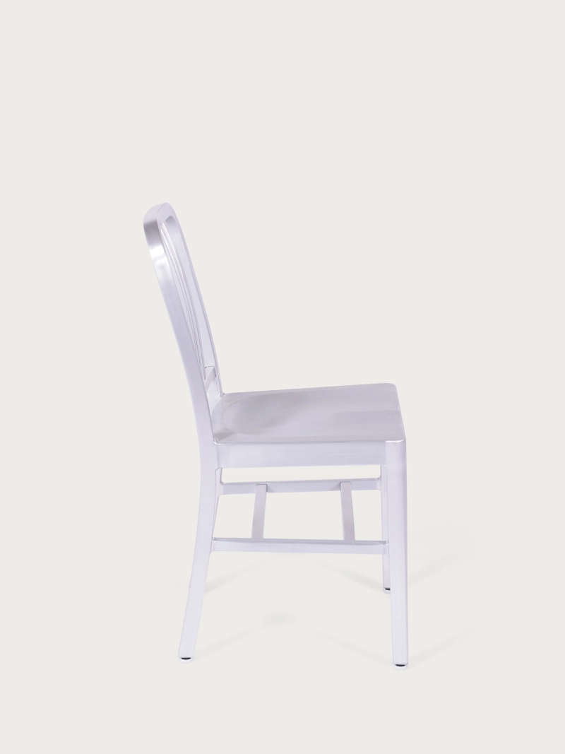 Chaire de design industriel - Navi Army FurnMod - 8
