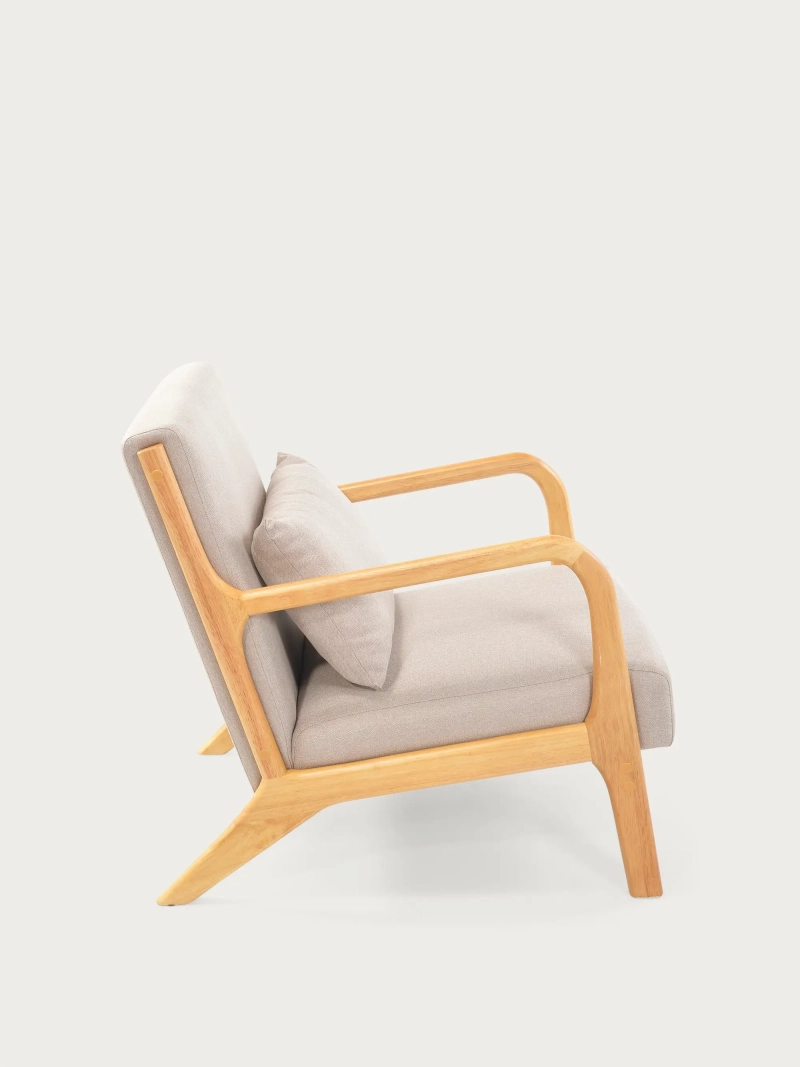 Sillón nórdico Colmar con cojín lumbar | FurnMod