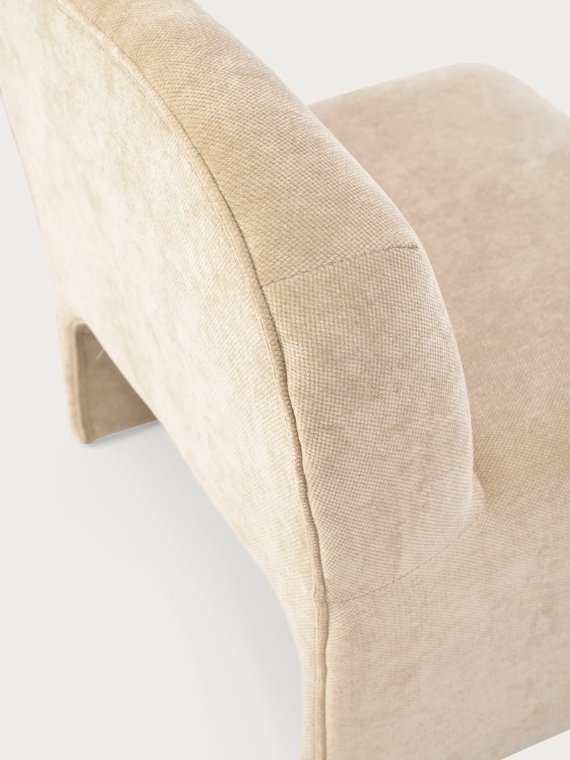Fauteuil design rembourré - Basel FurnMod - 1