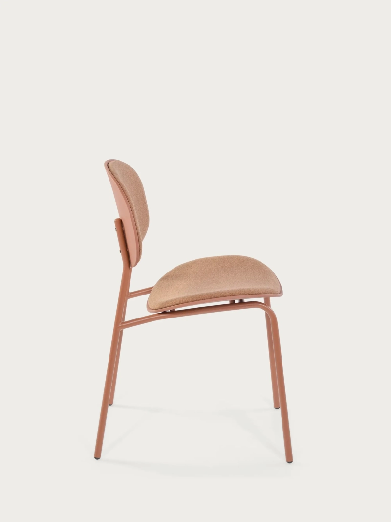 Ergonomischer und stapelbarer Esszimmerstuhl - Carlotta FurnMod - 11