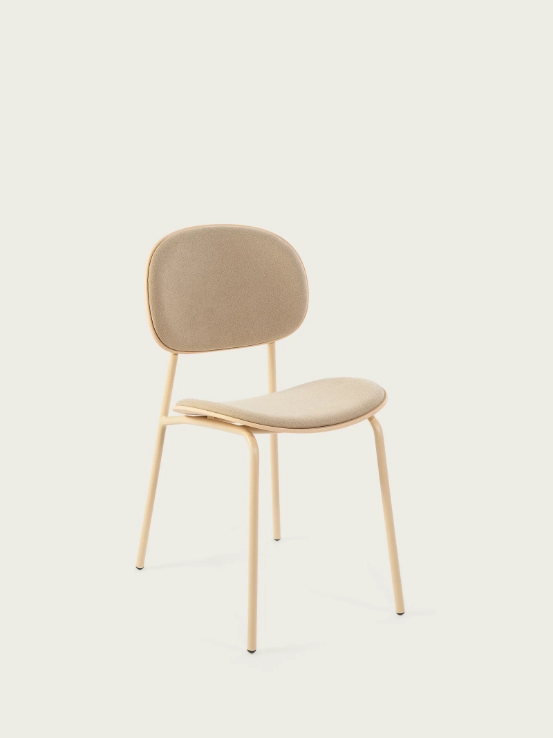 Ergonomisk og stabelbar spisebordsstol - Carlotta FurnMod - 1