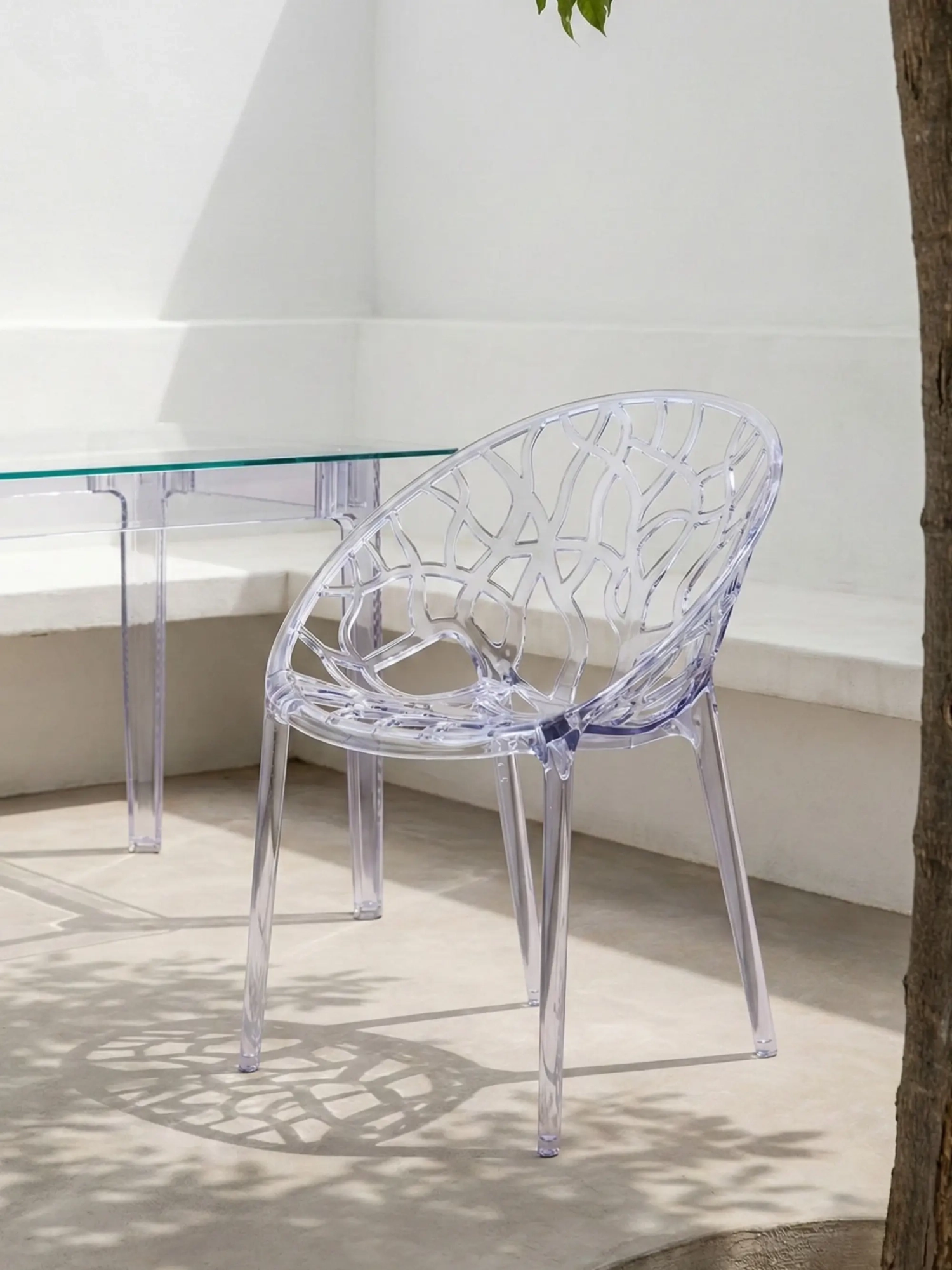 Scaun de design din plastic policarbonat transparent, potrivit pentru utilizare în exterior - Chrystal FurnMod - 1