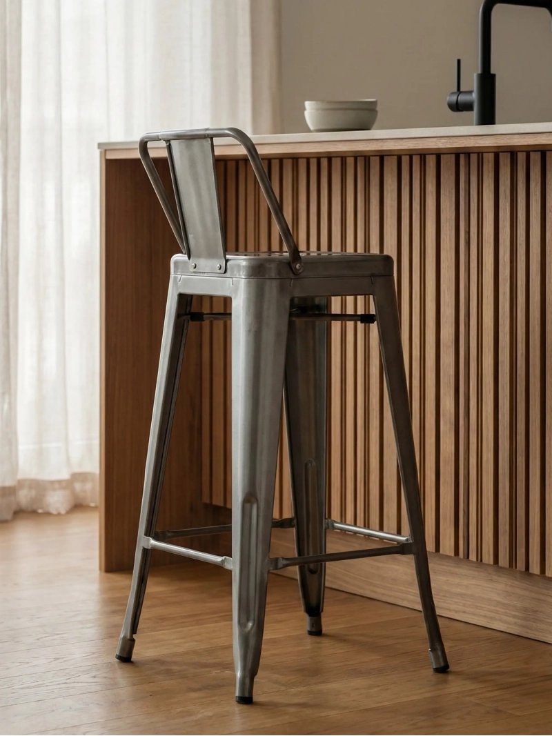 Taburete industrial metálico con respaldo bajo (66cm) - Bistro FurnMod - 9