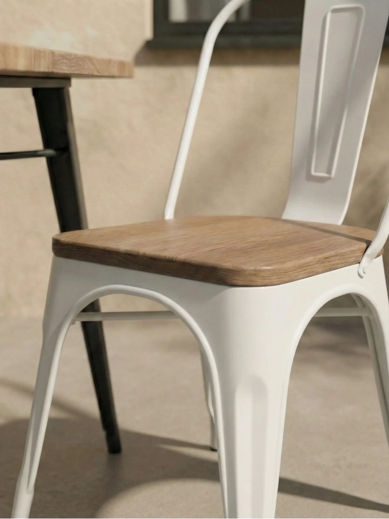 Cadeira metálica com assento em madeira de olmo - Bistro FurnMod - 10