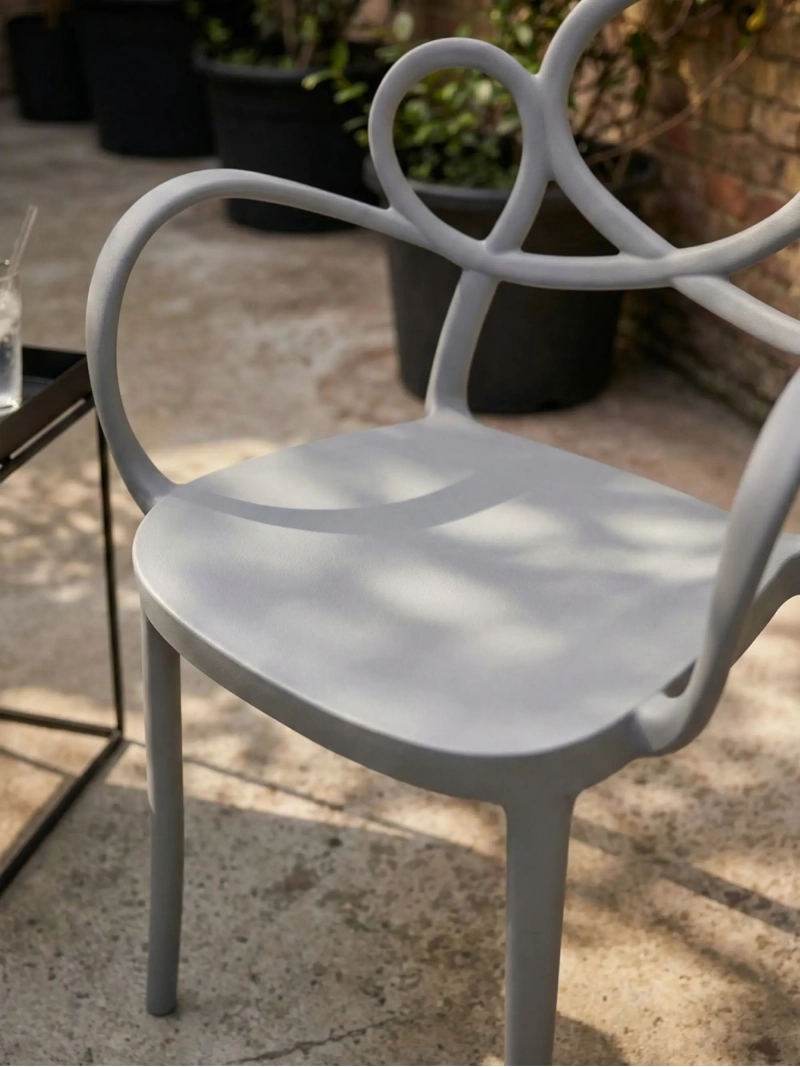 Designstol med armstöd som är lämplig för utomhusbruk Dream FurnMod - 11