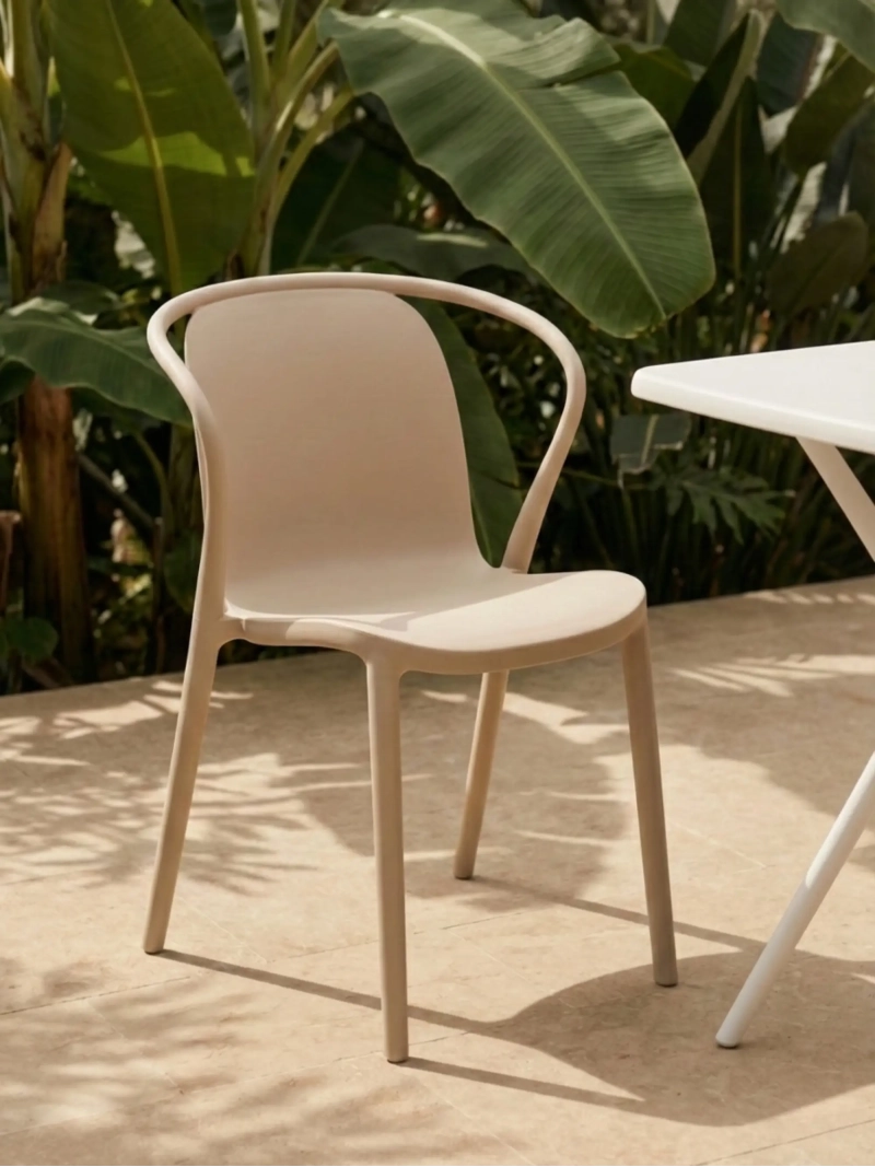 Silla de comedor apilable apta para jardín - Pierre FurnMod - 44