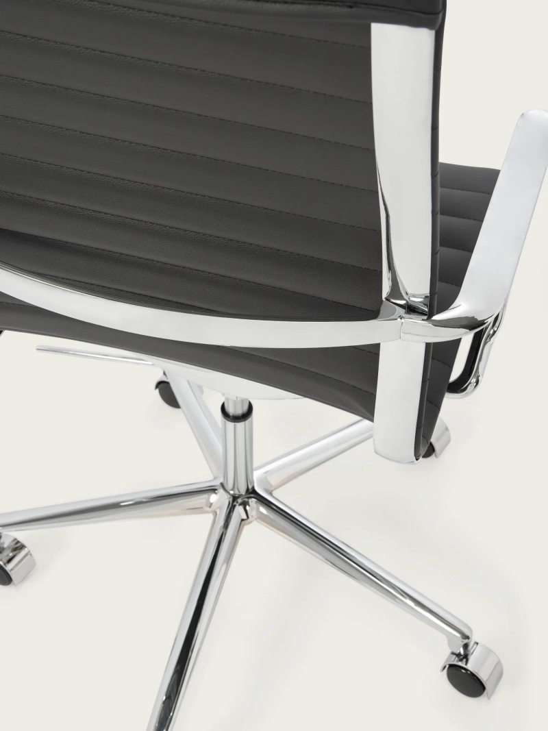 Ergonomiczne krzesło biurowe Premium Leather Highback - Alu FurnMod - 1