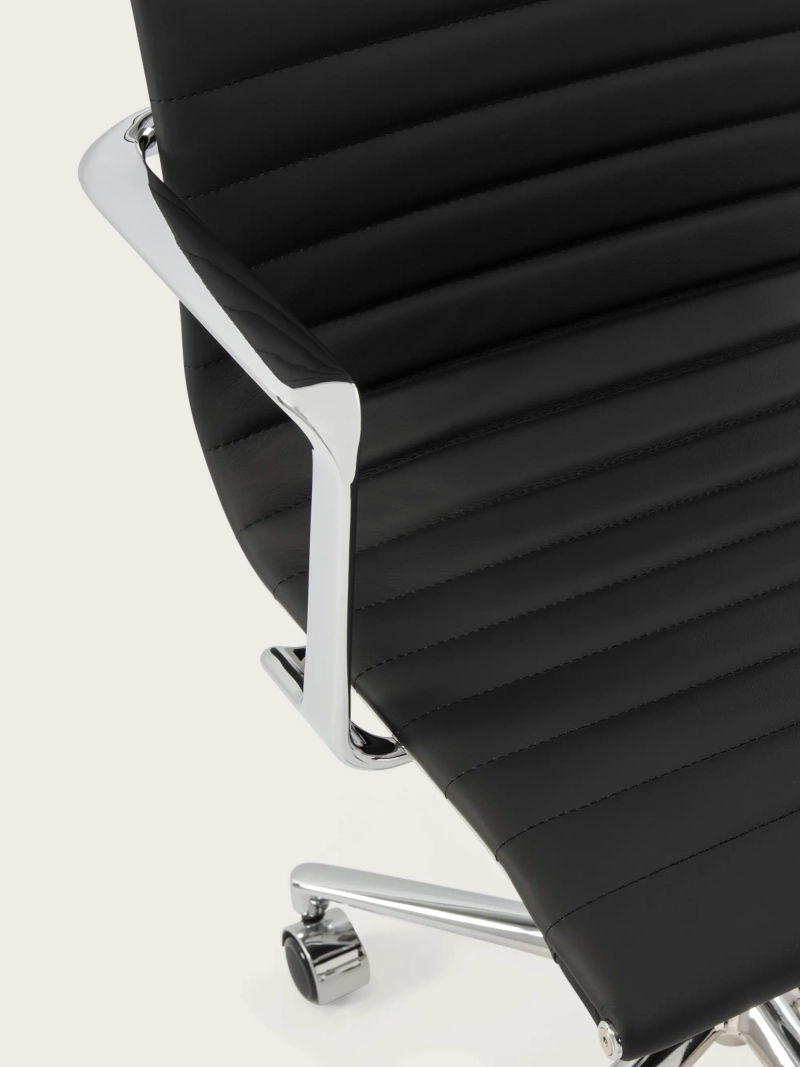 Ergonomiczne krzesło biurowe Premium Leather Highback - Alu FurnMod - 1