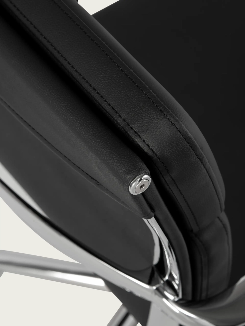Task premium desk chair - Italian leather and ergonomic design