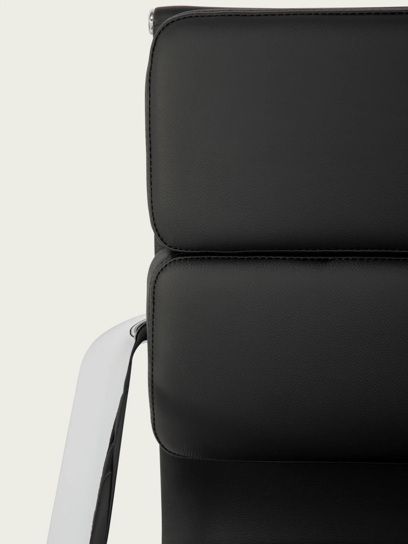 Task Premium Schreibtischstuhl - Italienisches Leder und ergonomisches Design