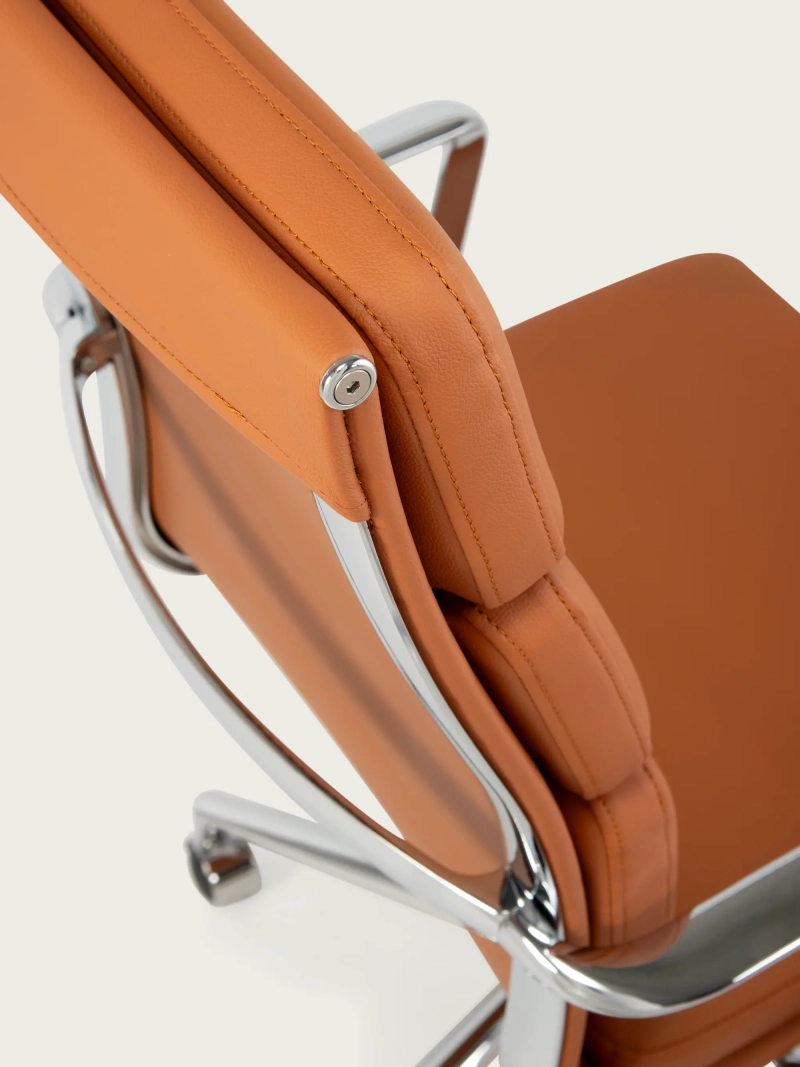Silla de escritorio Task respaldo alto | Piel italiana y diseño ergonómico