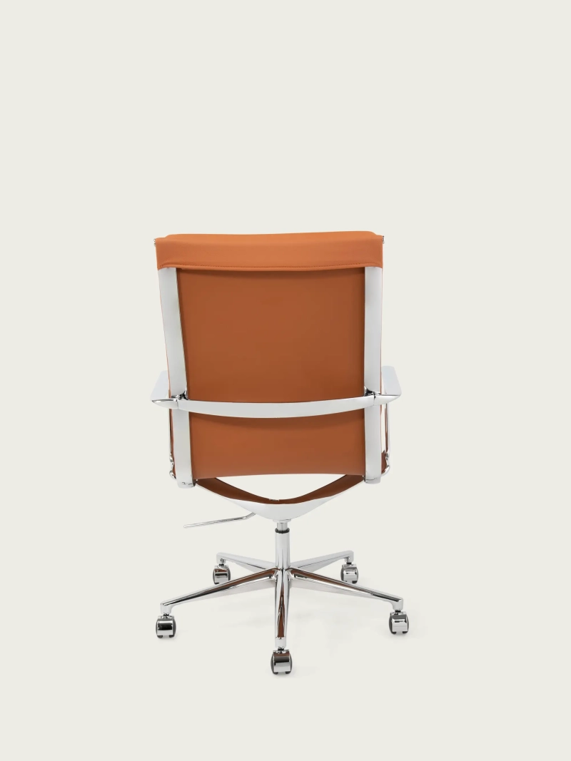 Silla de escritorio Task respaldo alto | Piel italiana y diseño ergonómico