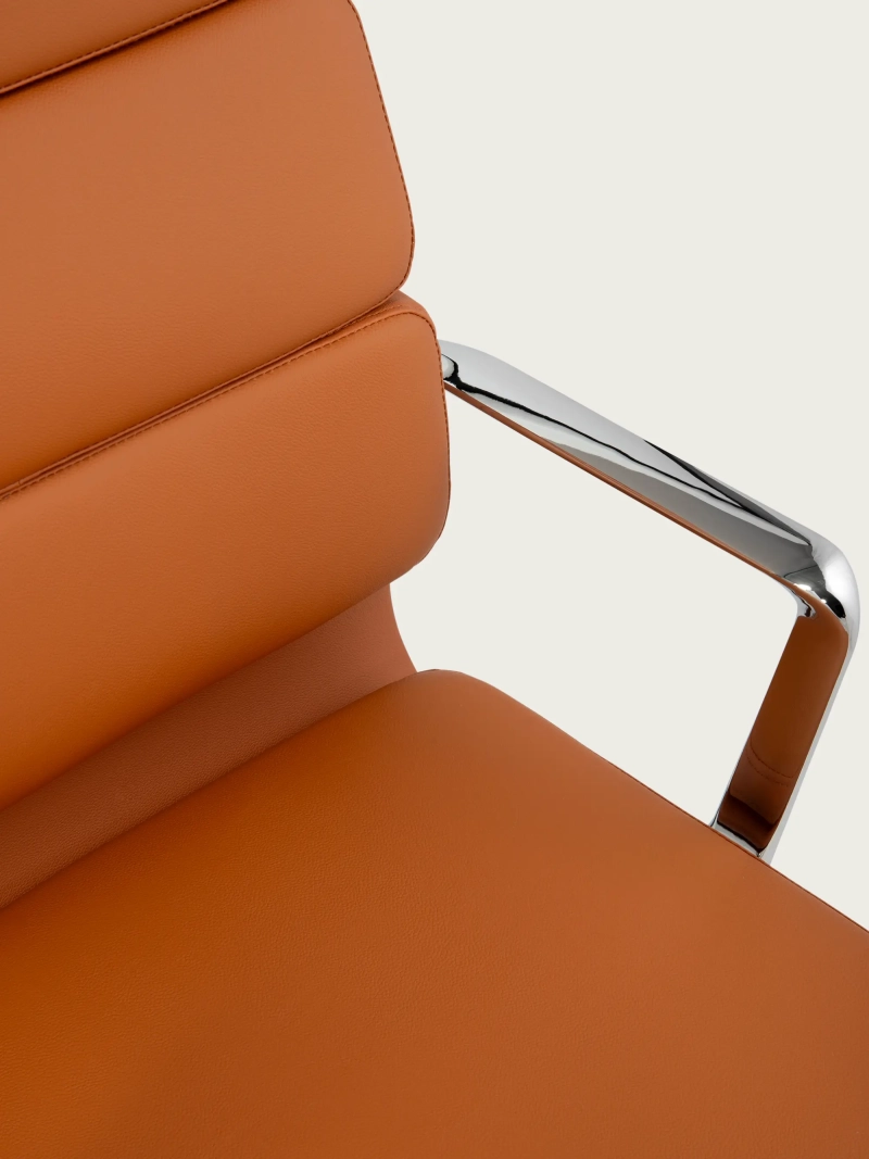 Silla de escritorio Task respaldo alto | Piel italiana y diseño ergonómico