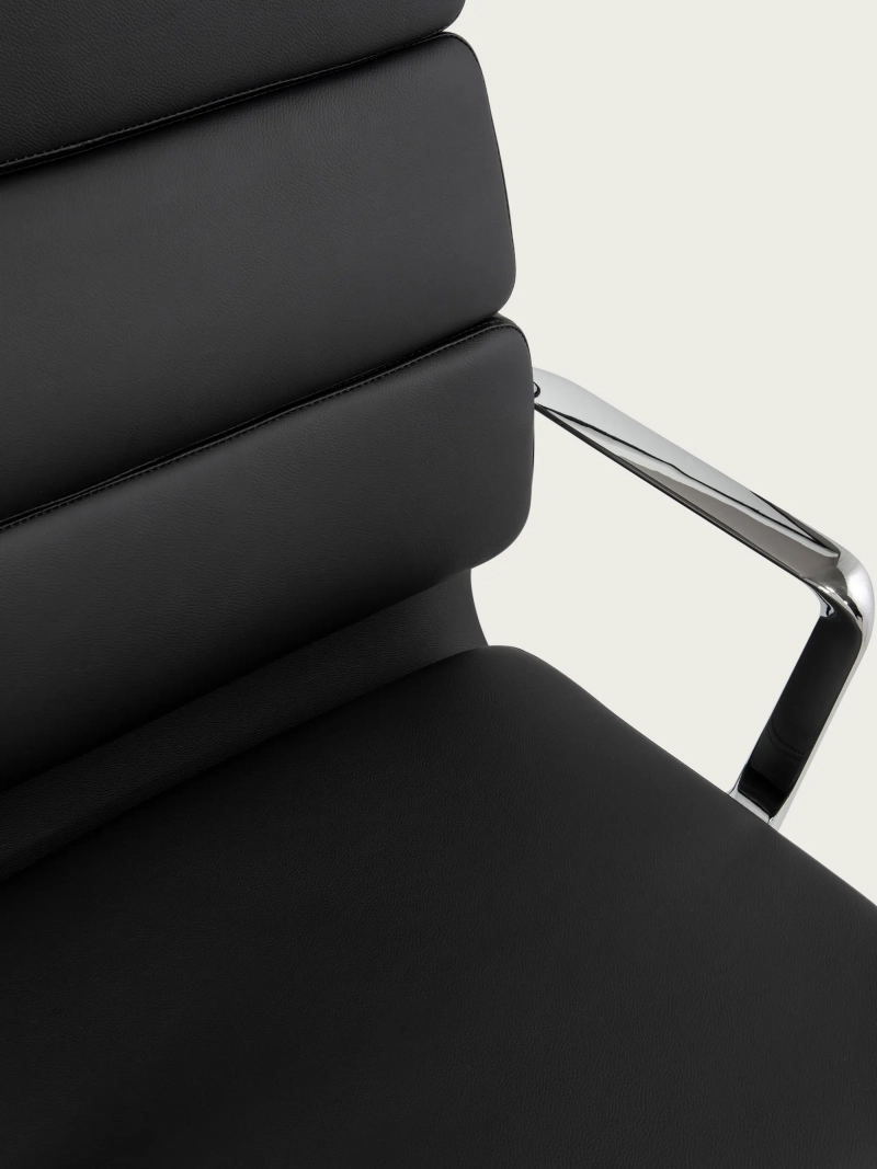 Silla de escritorio Task respaldo alto | Piel italiana y diseño ergonómico