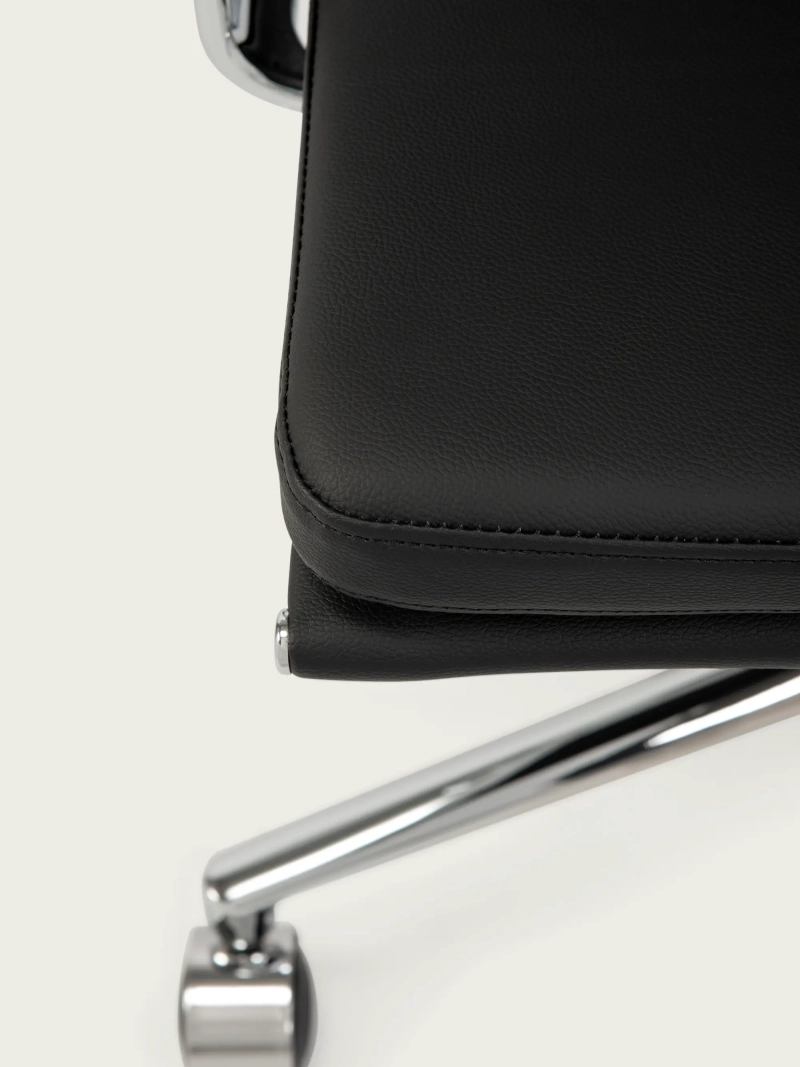 Silla de escritorio Task respaldo alto | Piel italiana y diseño ergonómico