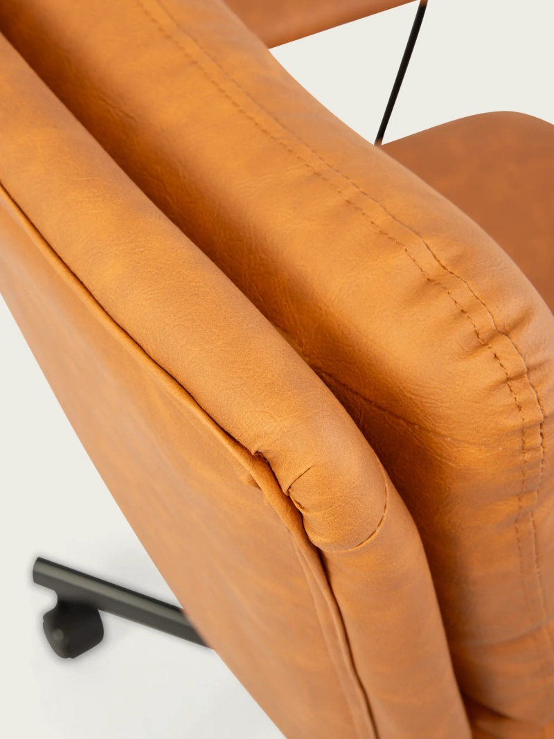Krzesło biurowe Dakota Retro | Komfort i klasyczny styl