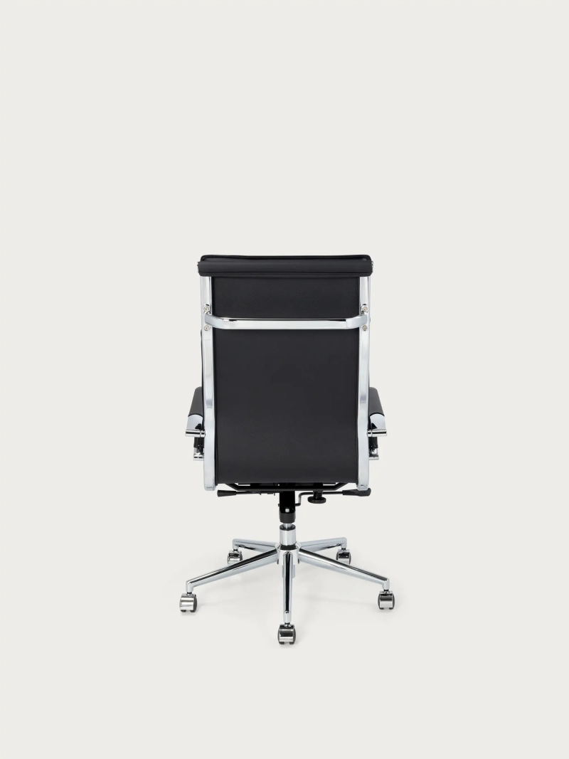 Silla de oficina Studio con respaldo alto, ideal para estudios y oficinas en casa