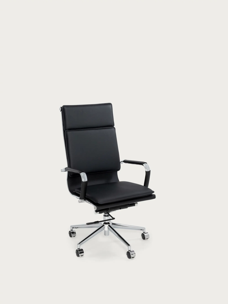 Kontorsstol med hög rygg från Studio, för arbetsrum och hemmakontor
