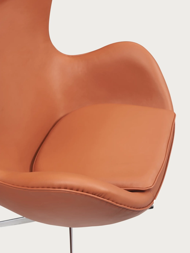Draaibare designfauteuil van Italiaans volnerfleer - Ovum FurnMod - 26