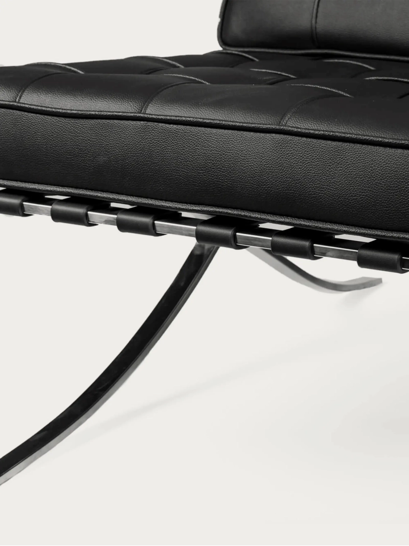 Poltrona de design para recepções estofada em couro ecológico - Barcelona Furnmod, ex Nest Dream- 2